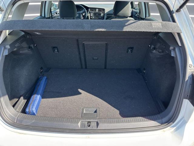 VOLKSWAGEN Golf usata, con Controllo trazione