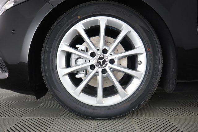 MERCEDES-BENZ A 180 usata 8