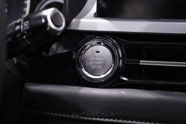 DR MOTOR DR 5.0 usata, con Vetri oscurati
