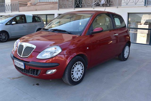 LANCIA Ypsilon usata, con Airbag