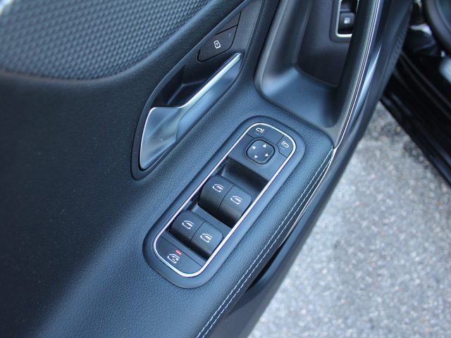 MERCEDES-BENZ A 250 usata, con Isofix