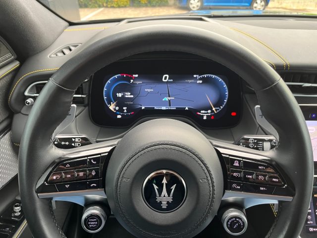 MASERATI Grecale usata, con Autoradio