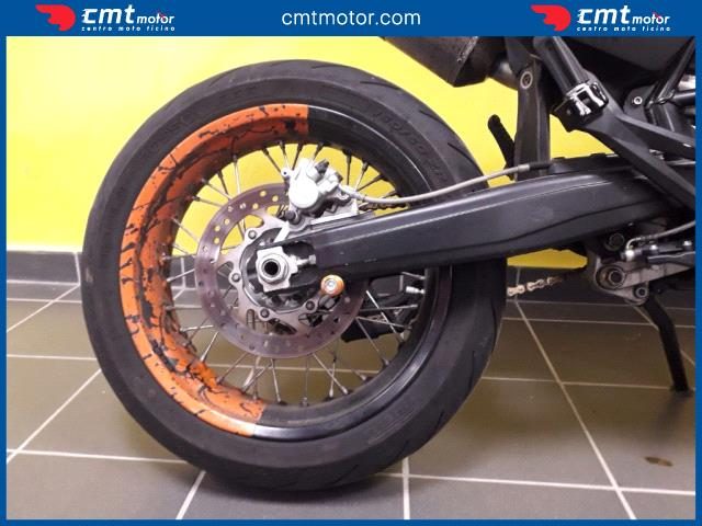 KTM 690 SMC usata 5