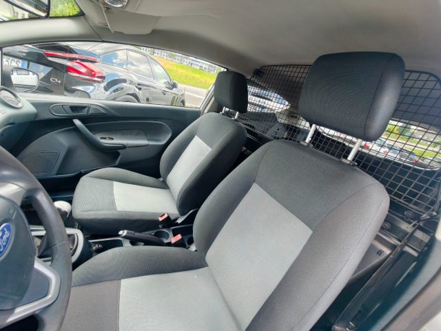 FORD Fiesta usata, con ESP