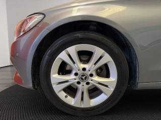 MERCEDES-BENZ C 200 usata, con Lettore CD
