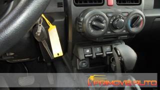 SUZUKI Jimny usata, con Autoradio