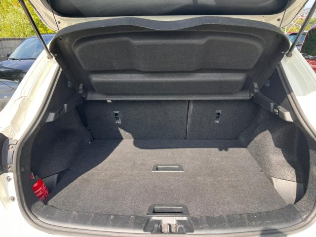 NISSAN Qashqai usata, con Boardcomputer