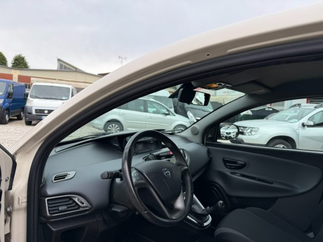 LANCIA Ypsilon usata, con Airbag testa
