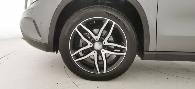 MERCEDES-BENZ GLA 200 usata, con Interni in pelle