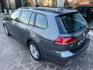 VOLKSWAGEN Golf Variant usata, con Airbag