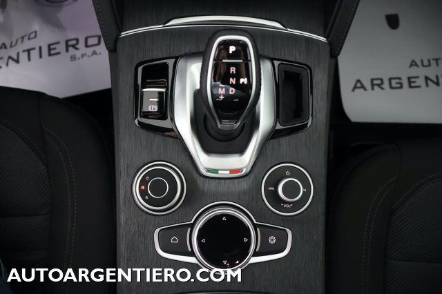 ALFA ROMEO Stelvio usata, con Boardcomputer