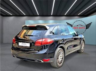 PORSCHE Cayenne usata, con Autoradio