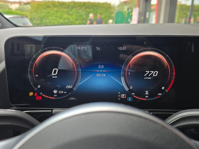 MERCEDES-BENZ GLA 200 usata, con Bluetooth