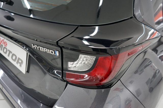 TOYOTA Yaris usata 24