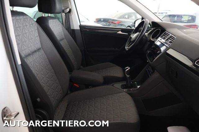 VOLKSWAGEN Tiguan usata, con Sensori di parcheggio anteriori