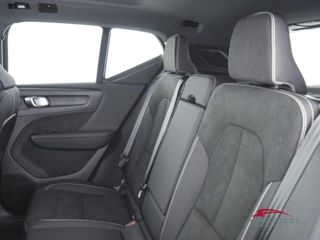 VOLVO XC40 usata 9