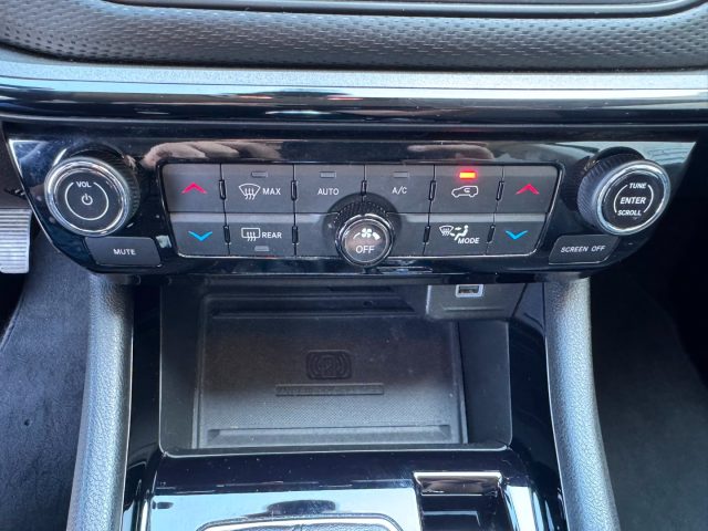 JEEP Compass usata, con Controllo trazione