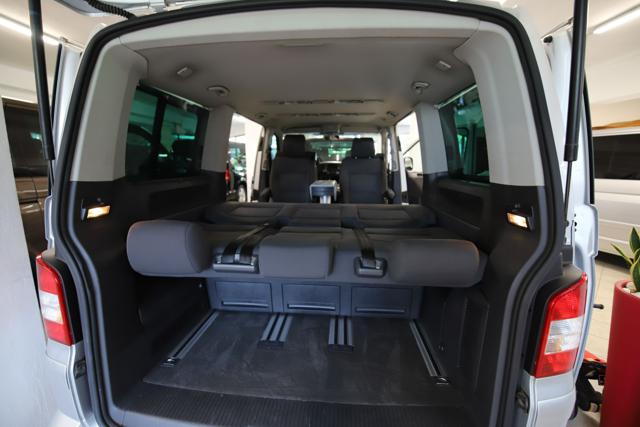 VOLKSWAGEN Multivan usata 24