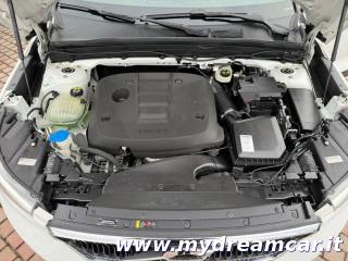 VOLVO XC40 usata, con Fari LED