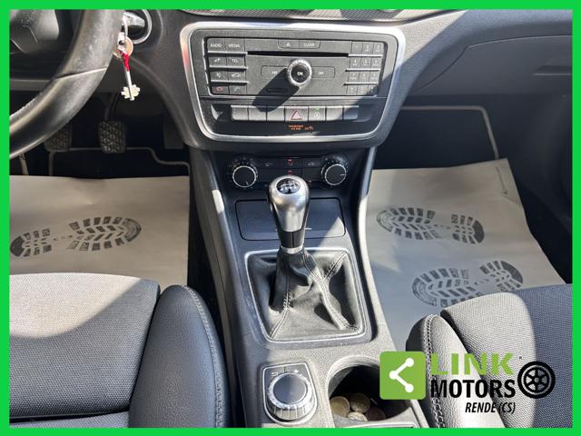 MERCEDES-BENZ GLA 200 usata, con Luci diurne LED