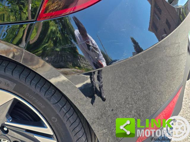 HYUNDAI i20 usata, con Sedile posteriore sdoppiato