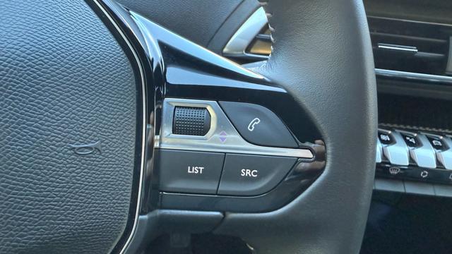 PEUGEOT 3008 usata, con Boardcomputer