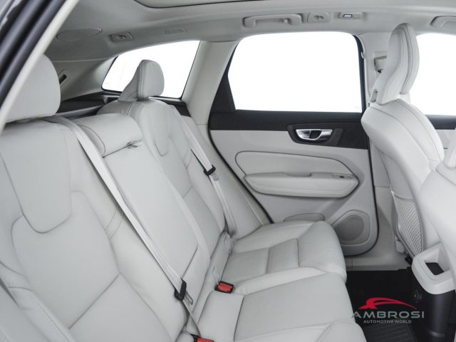 VOLVO XC60 usata 10