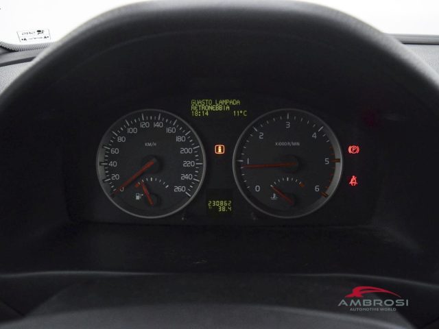 VOLVO V50 usata 12