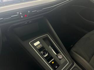 VOLKSWAGEN Golf usata, con Autoradio digitale