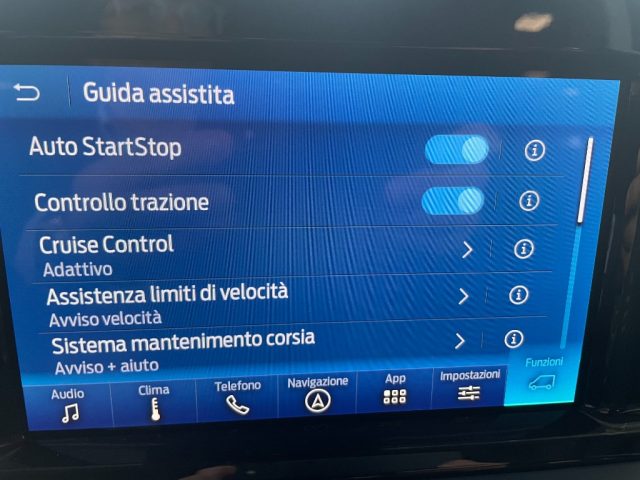 FORD Tourneo Courier usata, con Airbag testa
