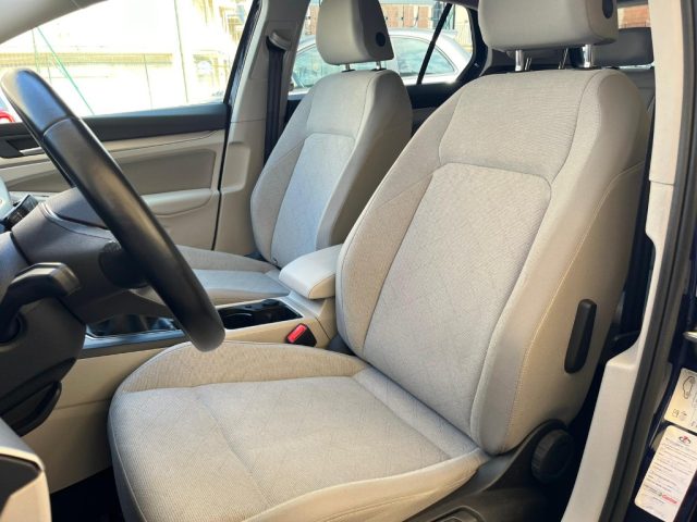 VOLKSWAGEN Golf usata, con Airbag Passeggero