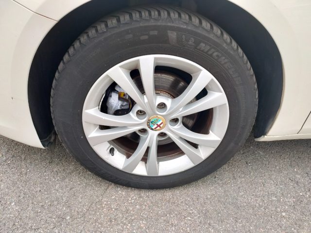 ALFA ROMEO Giulietta usata, con Airbag testa