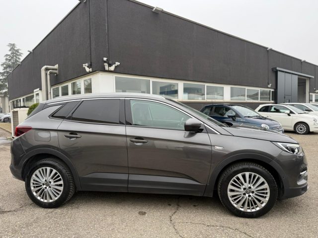 OPEL Grandland X usata, con Alzacristalli elettrici