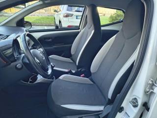 TOYOTA Aygo usata, con Chiusura centralizzata