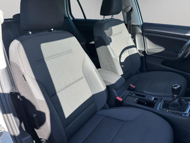 VOLKSWAGEN Golf usata, con Fendinebbia