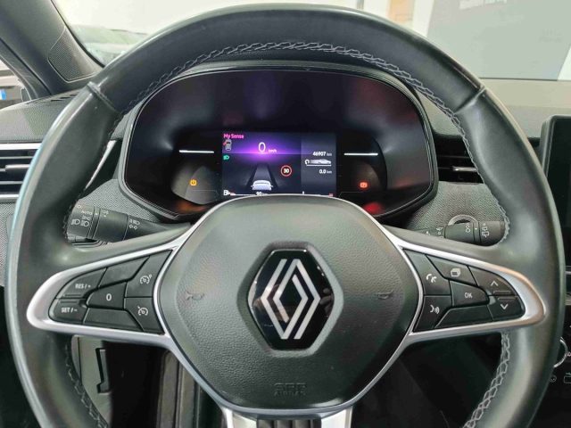 RENAULT Clio usata, con Autoradio digitale