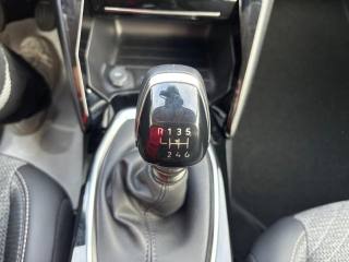 PEUGEOT 208 usata, con USB