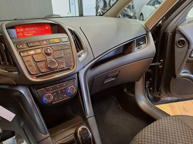 OPEL Zafira Tourer usata, con Fendinebbia