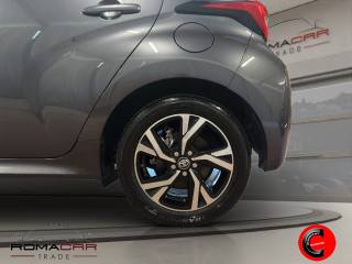 TOYOTA Yaris usata, con Volante in pelle