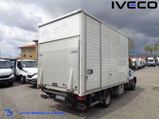 IVECO Daily usata, con Controllo automatico clima