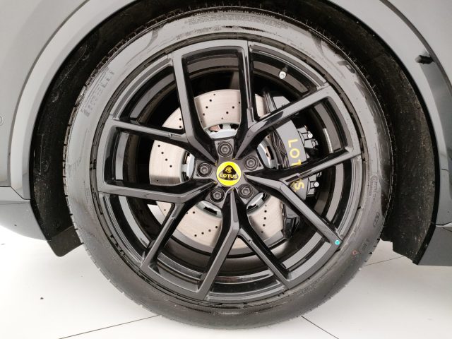 LOTUS Eletre usata, con USB
