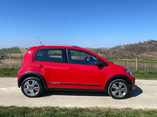VOLKSWAGEN up! usata, con Cerchi in lega
