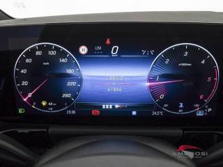 MERCEDES-BENZ GLA 200 usata 12