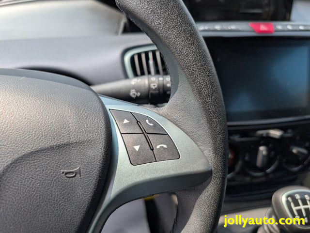 LANCIA Ypsilon usata 27