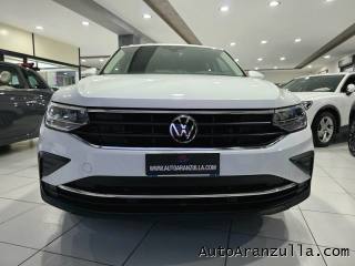 VOLKSWAGEN Tiguan usata, con Fari LED