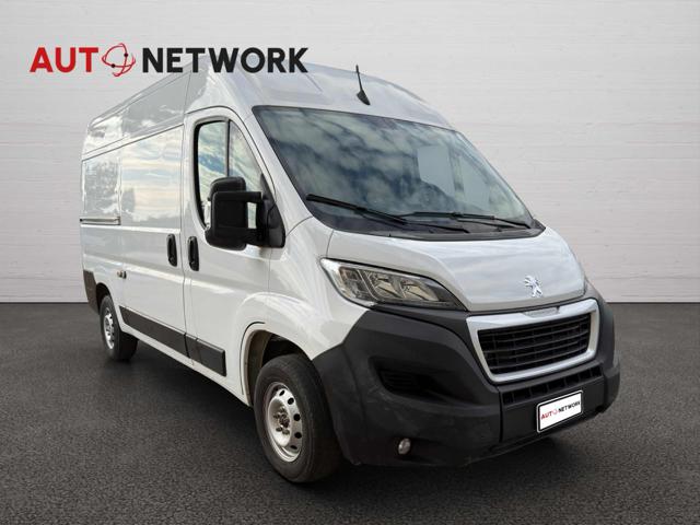 PEUGEOT Boxer usata, con ABS