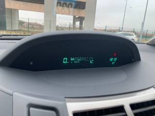 TOYOTA Yaris usata, con Servosterzo