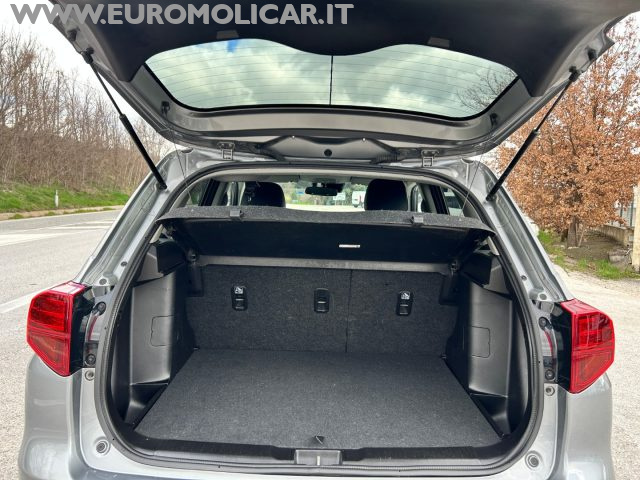 SUZUKI Vitara usata, con Fari LED