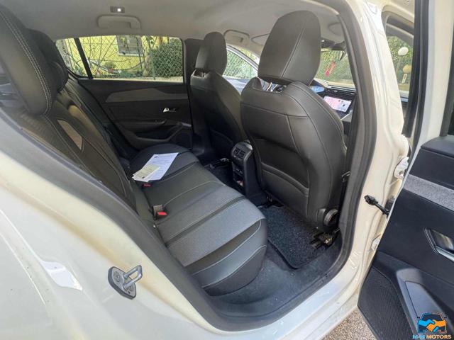 PEUGEOT 308 usata, con Telecamera per parcheggio assistito