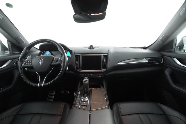 MASERATI Levante usata 8